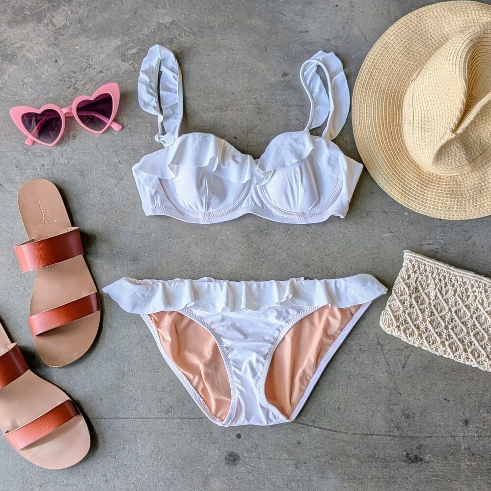 J. Crew White Ruffle Underwire Bikini Top and Bottom Set size 32B / XS